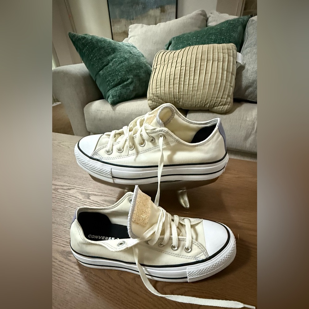 Converse Off-White Low-Top Platform Sneakers - Picture 4 of 11